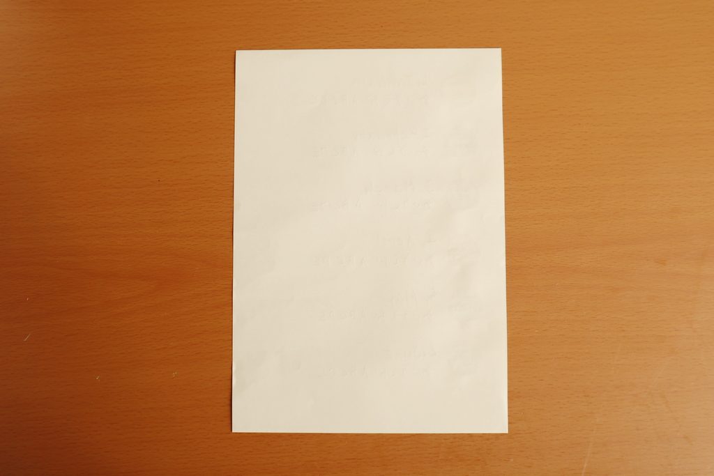 トモエリバーに書いたインクの裏抜けをチェック